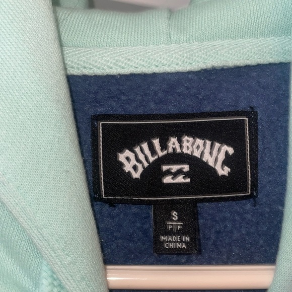 Billabong Men’s Pullover Hoodie - Picture 3 of 4